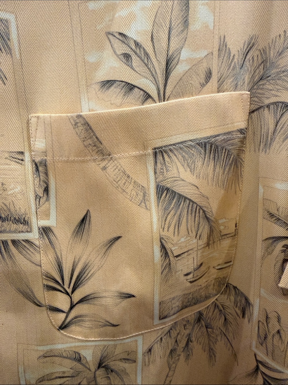 Tommy Bahama - Picture 2 of 9